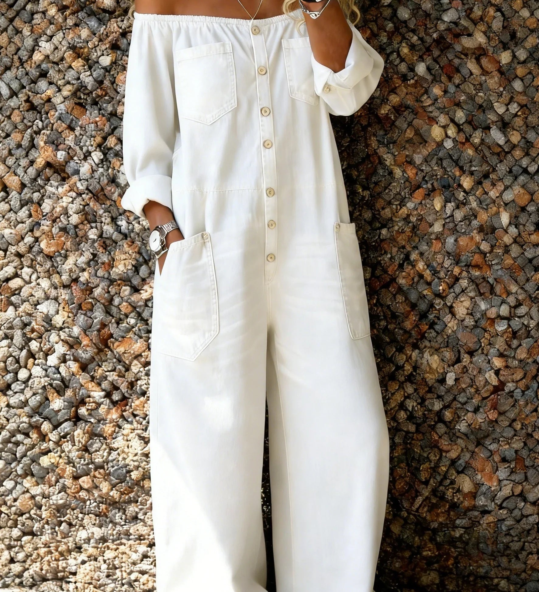 Noa | Denim Jumpsuit med Off-Shoulder Halsudskæring