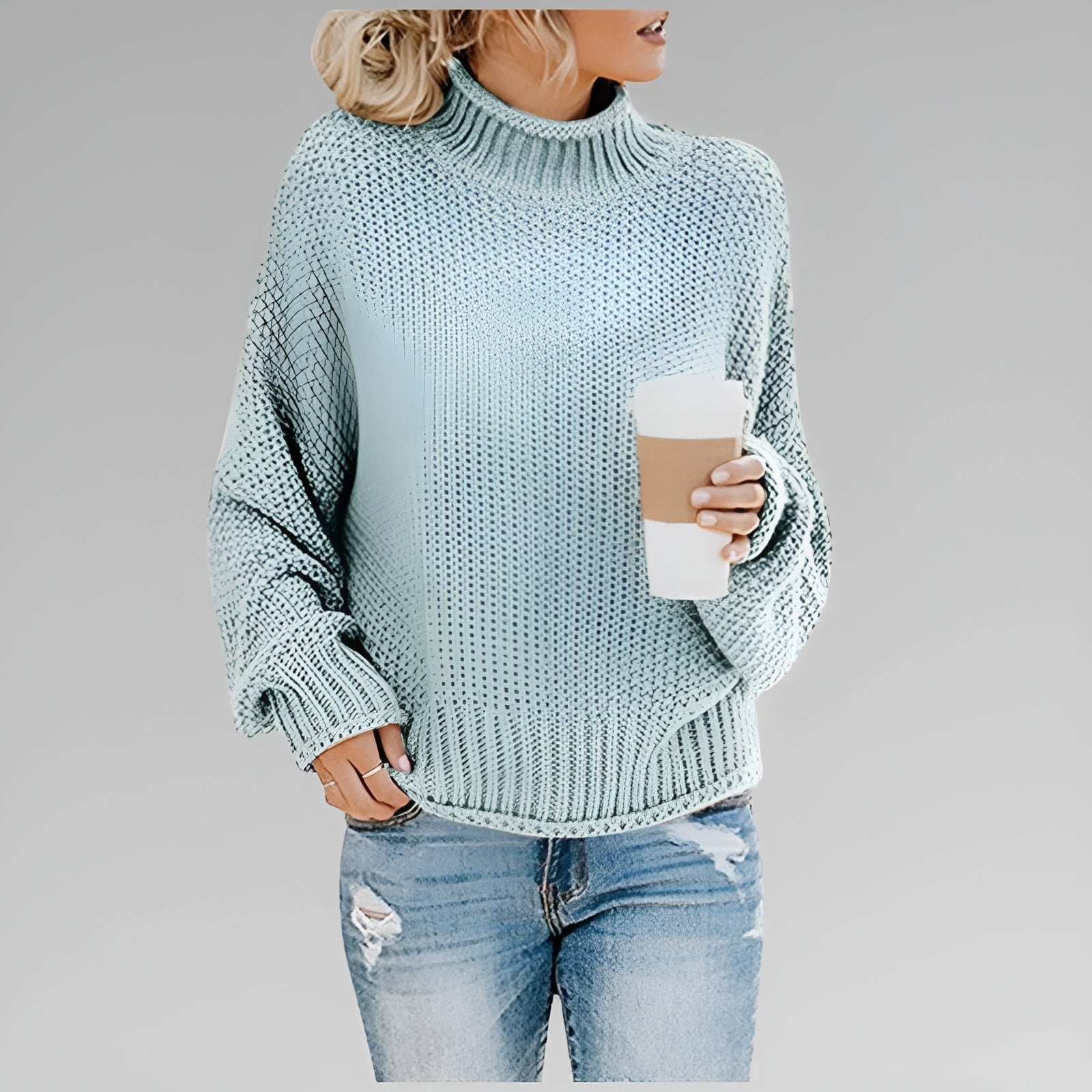 Anne striksweater med høj hals fra Elsebeth København, styling med jeans