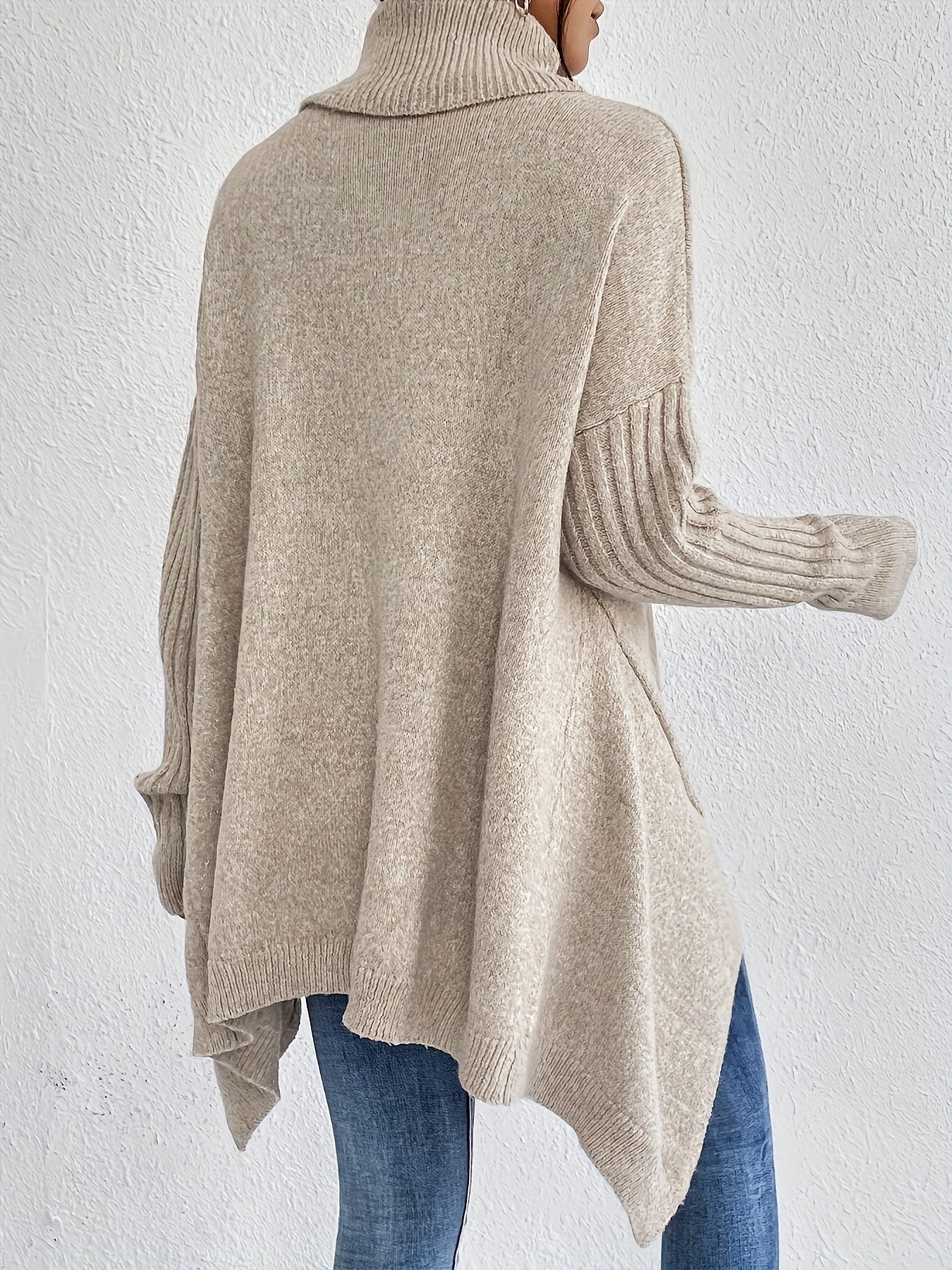 Sylvie draperet sweater med høj hals fra Elsebeth København, stylet look