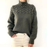 Nina strikket rullekravesweater fra Elsebeth København, set bagfra