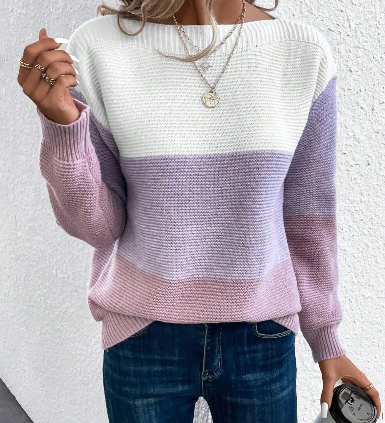 Grace sweater med ombré-effekt fra Elsebeth København, styling med jeans