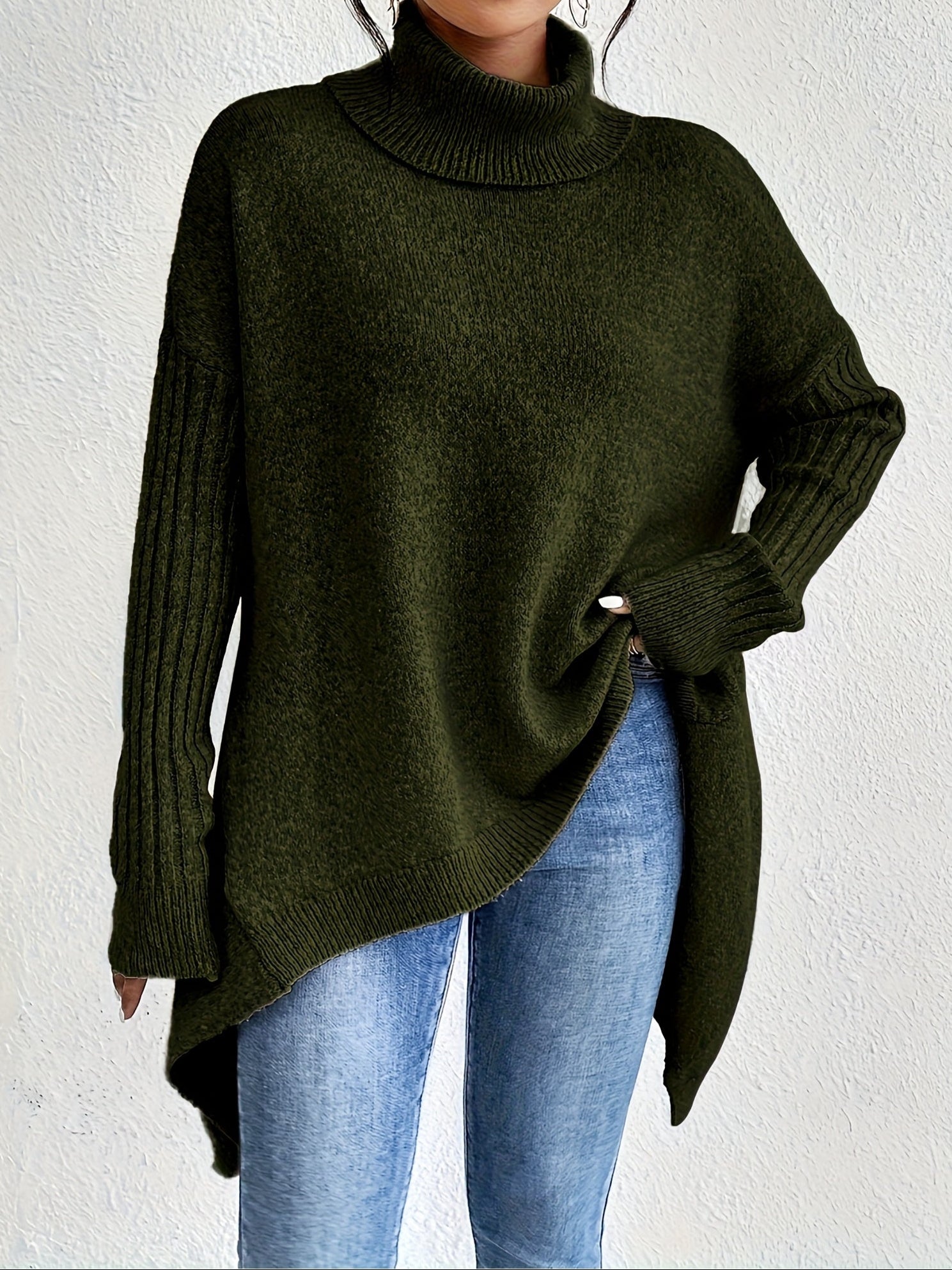 Sylvie draperet sweater med høj hals fra Elsebeth København, set bagfra