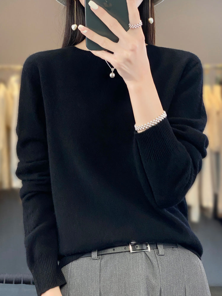 Julie blød sweater fra Elsebeth København, nærbillede af halsen