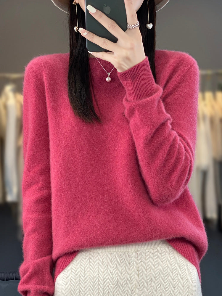 Julie blød sweater fra Elsebeth København, set forfra