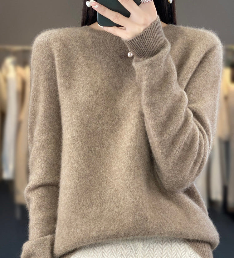 Julie blød sweater fra Elsebeth København, detalje af ærmet