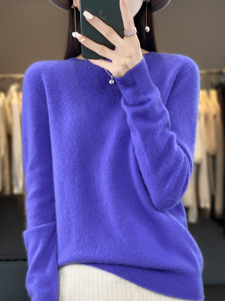 Julie blød sweater fra Elsebeth København, nærbillede af halsen